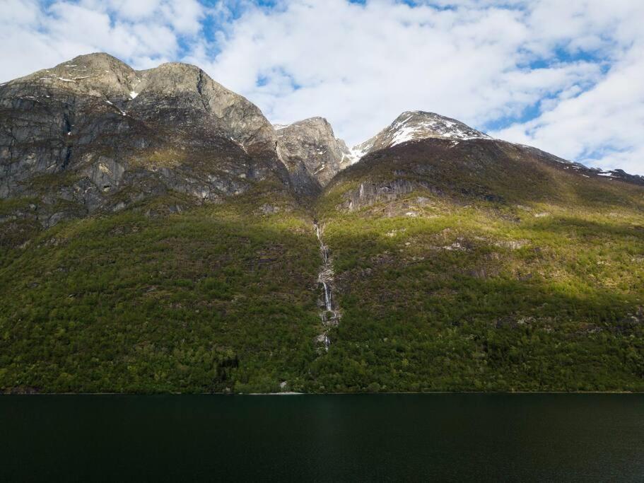Lake View Apartment, Oldedalen ストリン エクステリア 写真